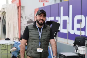 Χαμογελαστός... Πραστίτης