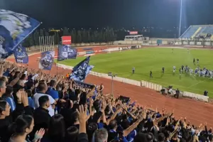 (Βίντεο Kerkida) ΜΕΣΑ από την εξέδρα... "όπου πας θα 'μαι και εγώ"