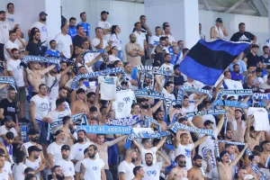 Το αναμενόμενο sold out
