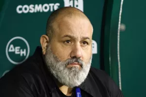 Καραπαπάς για Αλαφούζο: "Ο πιο αποτυχημένος πρόεδρος όλων των εποχών"