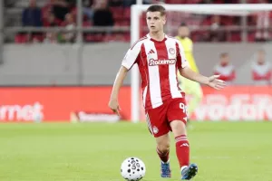Μεγάλες ομάδες τις Premier League και η Νάπολι για Μουζακίτη