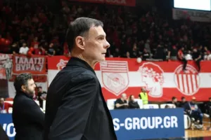 «Δεν έχουμε δικαιολογία πνευματικής κόπωσης - Πρέπει να παίζουμε σοβαρά»