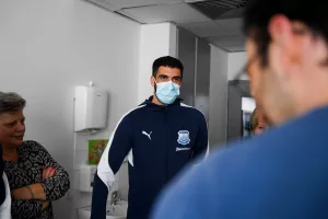 Ο Απόλλωνας δίπλα στα παιδάκια που νοσηλεύονται (βίντεο/φώτος)