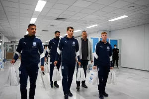 Ο Απόλλωνας δίπλα στα παιδάκια που νοσηλεύονται (βίντεο/φώτος)