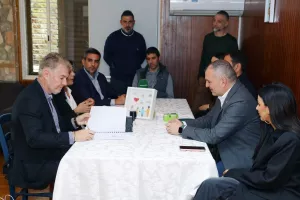 Μνημόνιο Συνεργασίας ανάμεσα σε Ομόνοια Foundation και Παγκύπριο Σύνδεσμο για Άτομα με Αυτισμό