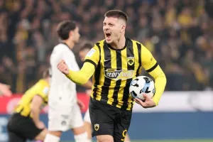 Kicker για Γιόβιτς: «Απολαμβάνει την εμπιστοσύνη του Νίκολιτς, πολύτιμος για την ΑΕΚ»