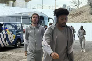(Φώτος Kerkida) Η άφιξη της Πάφος FC 