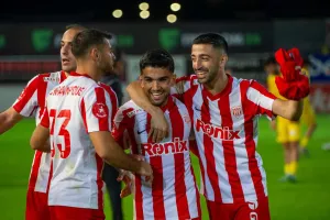 Ακόμη πέντε αγώνες!