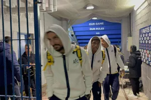  (UPD-ΝΕΟΤΕΡΟ) Περιμένει η αποστολή του ΑΠΟΕΛ (φώτος/βίντεο)