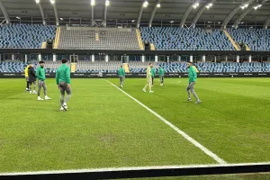 (Φώτος kerkida) Βόλτα των παικτών στο “Gamla Ullevi”