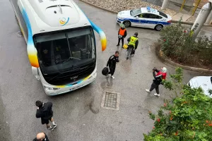 Φώτος kerkida/Άφιξη υπό βροχή