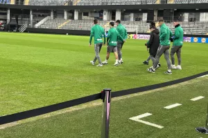 (Φώτος kerkida) Βόλτα των παικτών στο “Gamla Ullevi”