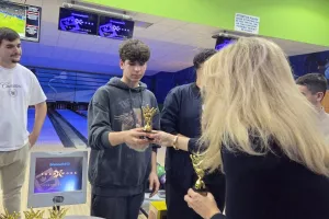 Φώτος του τελικού του τουρνουά bowling