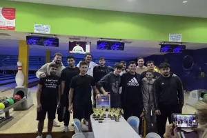 Φώτος του τελικού του τουρνουά bowling