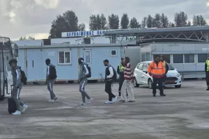 Επέστρεψε στη... βάση της