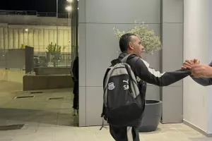 (Φώτος kerkida) Η άφιξη του Απόλλωνα