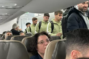 (Φώτος kerkida) Πέταξε... για επιστροφή