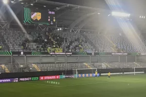 Χειροκρότημα σε Ζλάταν και... ανταπόδοση (Βίντεο Kerkida) 