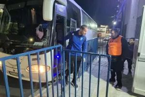 (Φώτος Kerkida) Η άφιξη της Ομόνοιας Αραδίππου