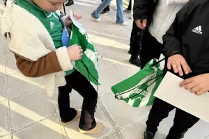 (Βίντεο-Φώτος kerkida) Χαμός... έξω από το "Αλφαμέγα"