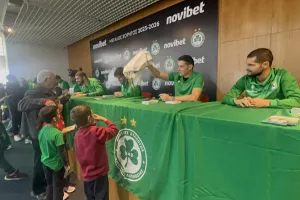 Το kerkida στο Χριστουγεννιάτικο Fan Day της Ομόνοιας (Φώτος/Βίντεο Kerkida)