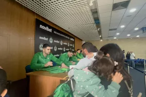 Στο Fan Day οι ποδοσφαιριστές της Ομόνοιας (Φώτος/Βίντεο Kerkida)
