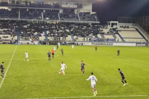 Ομόνοια Αραδίππου - Ανόρθωση: Μεγάλη νίκη για τα "περιστέρια" με Σταύρο Γεωργίου!