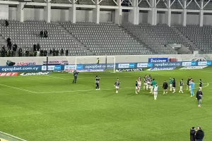 (Φώτος) "Καλά Χριστούγεννα" και επιστροφή με τρεις βαθμούς!