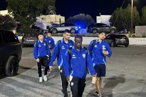 (ΦΩΤΟΣ kerkida) Η άφιξη της Ανόρθωσης