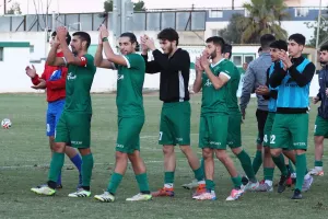 Τρένο που... σφυρίζει προς τα εκεί που ανήκει