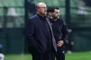 Μπενίτεθ: «Στην καλή μας ημέρα μπορούμε να ανταγωνιστούμε τον οποιοδήποτε»