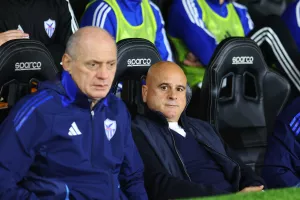 (ΣΧΟΛΙΟ για ΑΝΟ) "Από την ημέρα που άλλαξε το σύστημα ο Τιμούρ!"