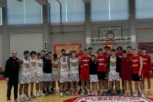 Υπέροχη φιλοξενία από Ολυμπιακό, με Σάσα και Αργύρη Καμπούρη!