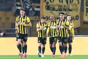ΔΕΚΑ σερί νίκες για 1η φορά μετά από 20 χρόνια!