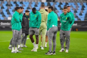 (Φώτος kerkida) Βόλτα των παικτών στο “Gamla Ullevi”