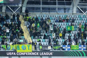 "Πληγώθηκε" στο τέλος, αλλά... κρατάει την πρόκριση στα χέρια της! (Φώτος)