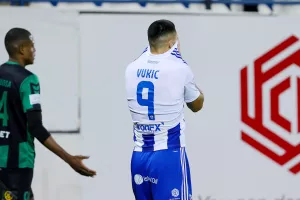 Όσο το γκολ δεν έρχεται...