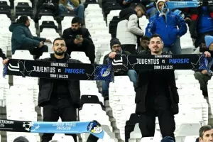 Φωτορεπορτάζ/Ο κόσμος της Πάφου στο "Allianz Stadium"