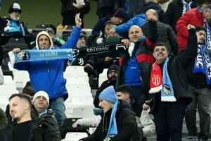 Φωτορεπορτάζ/Ο κόσμος της Πάφου στο "Allianz Stadium"