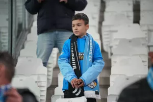 Φωτορεπορτάζ/Ο κόσμος της Πάφου στο "Allianz Stadium"
