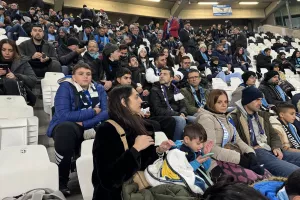 Φωτορεπορτάζ/Ο κόσμος της Πάφου στο "Allianz Stadium"