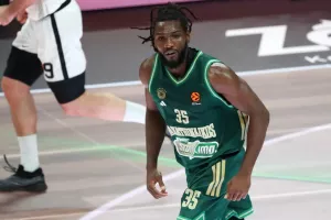 Ο Κένεθ Φαρίντ αναδείχθηκε MVP του Νοεμβρίου στην Euroleague