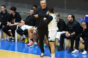 ΝΙΚΗ για τον Κεραυνό