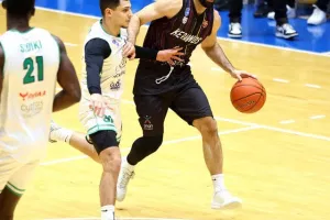 ΝΙΚΗ για τον Κεραυνό