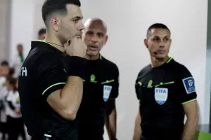 ΑΕΚ - Ομόνοια: Δύο γκολ, αποκρούσεις, ένα δοκάρι και μοιρασιά στην "Αρένα"