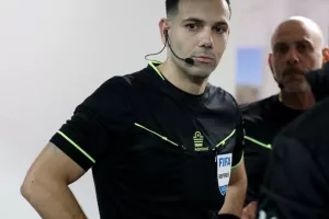 ΑΕΚ - Ομόνοια: Δύο γκολ, αποκρούσεις, ένα δοκάρι και μοιρασιά στην "Αρένα"