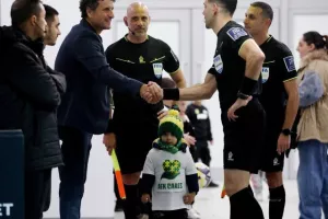ΑΕΚ - Ομόνοια: Δύο γκολ, αποκρούσεις, ένα δοκάρι και μοιρασιά στην "Αρένα"