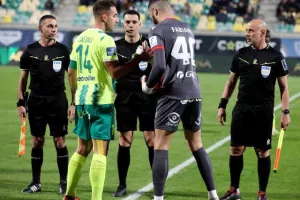 ΑΕΚ - Ομόνοια: Δύο γκολ, αποκρούσεις, ένα δοκάρι και μοιρασιά στην "Αρένα"