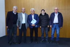 ΦΩΤΟΣ από τη Γενική Συνέλευση της ΚΟΕΑΣ