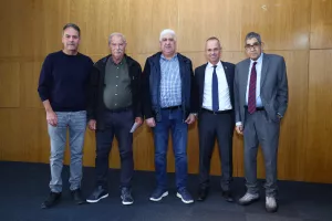 ΦΩΤΟΣ από τη Γενική Συνέλευση της ΚΟΕΑΣ